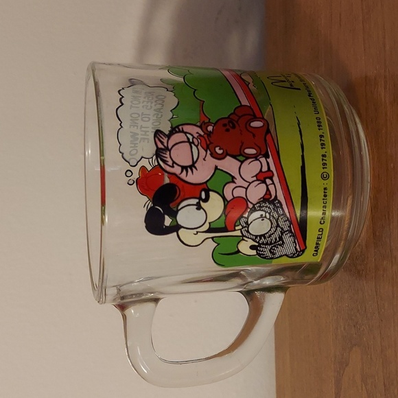 Vtg.1978 Garfield McDonald's Glass Mugs - Picture 4 of 16